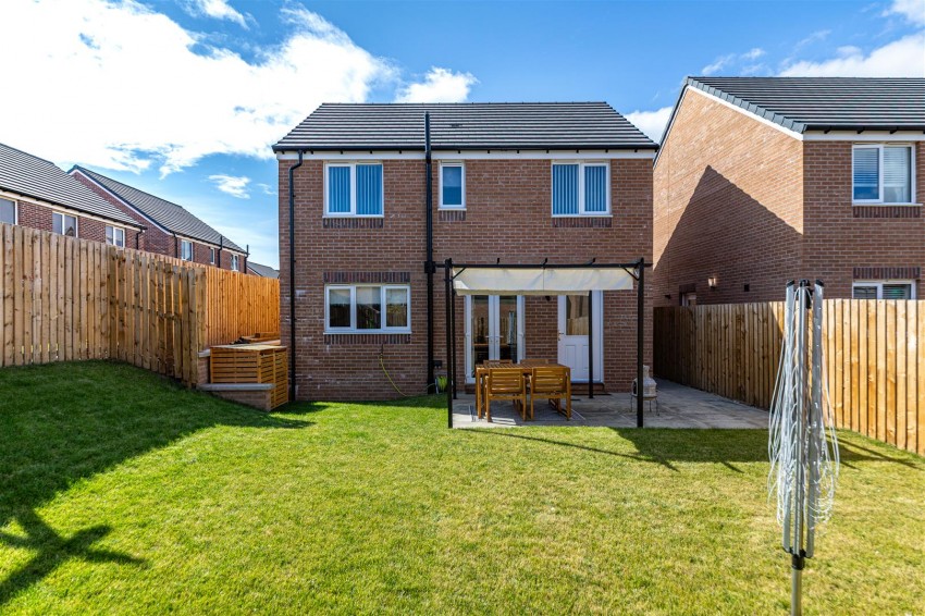 Images for 12 Smeaton Wynd, Edinburgh