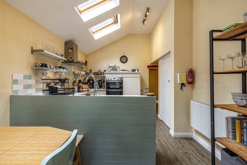 Images for 35 Earlston Road, Stow