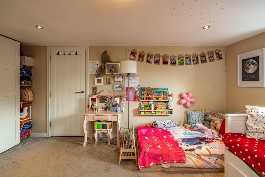 Images for 35 Earlston Road, Stow