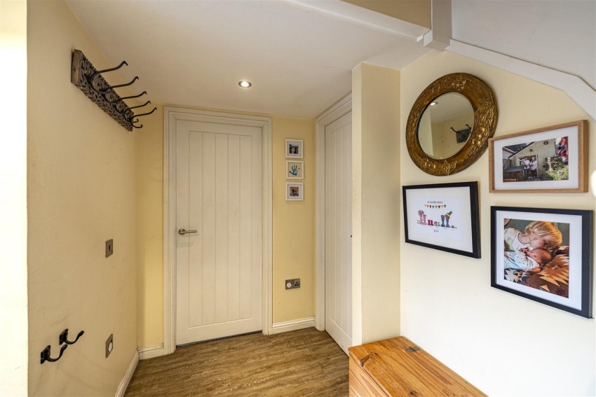 Images for 35 Earlston Road, Stow