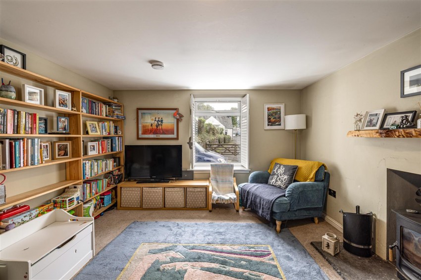 Images for 35 Earlston Road, Stow