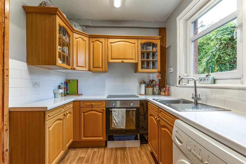 Images for 16 Morow Gardens, Melrose