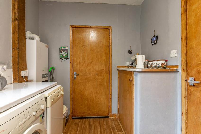 Images for 16 Morow Gardens, Melrose