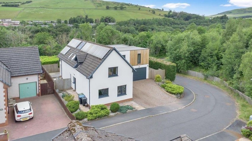 Images for 1 Hillside Drive, Galashiels