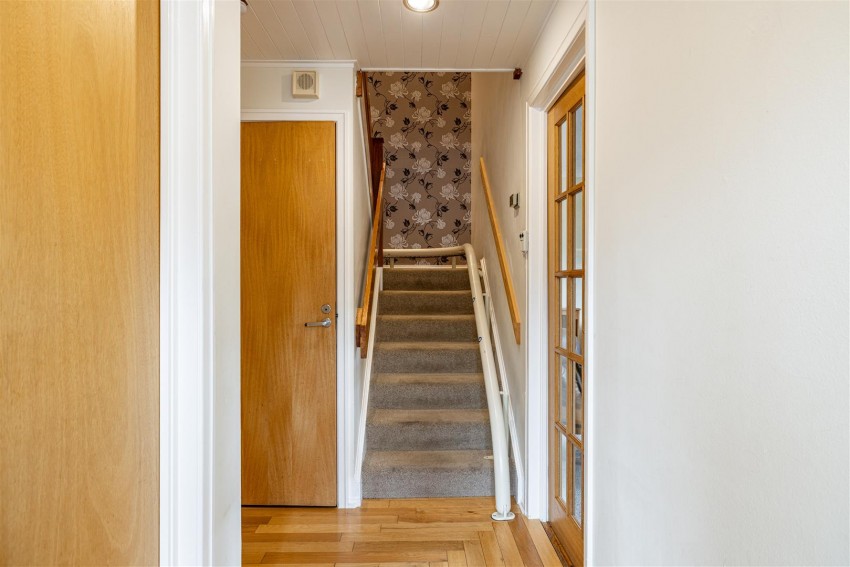 Images for 8 Shawpark Crescent, Selkirk