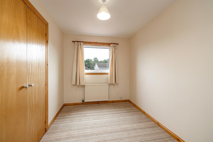 Images for 8 Shawpark Crescent, Selkirk