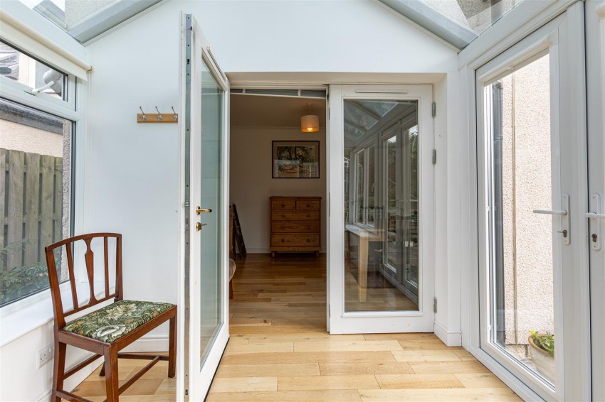 Images for 2 Waverley Gardens, Darnick, Melrose