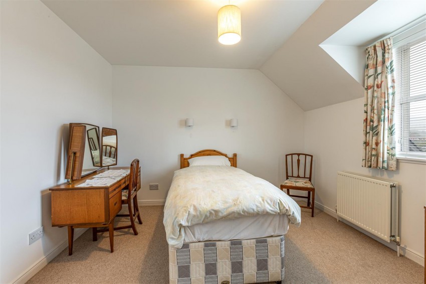 Images for 2 Waverley Gardens, Darnick, Melrose