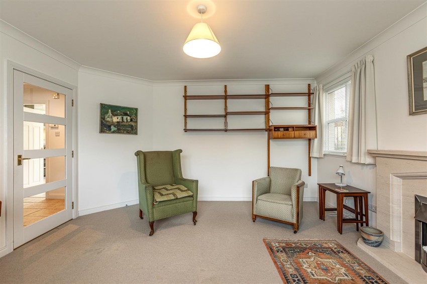 Images for 2 Waverley Gardens, Darnick, Melrose