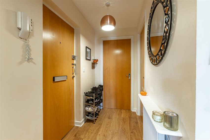 Images for 4-5 Weavers Linn, Tweedbank, Galashiels