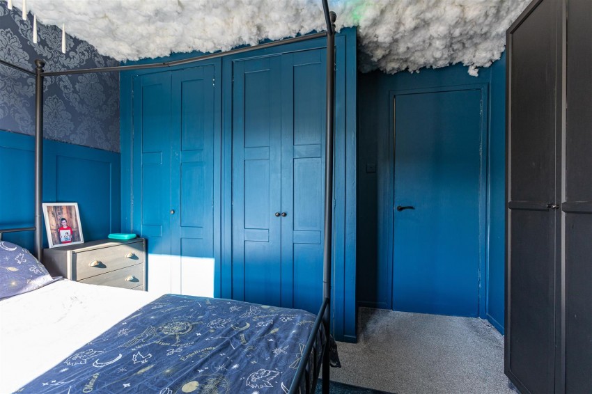 Images for 16 Stobshaw Place, Tweedbank, Galashiels