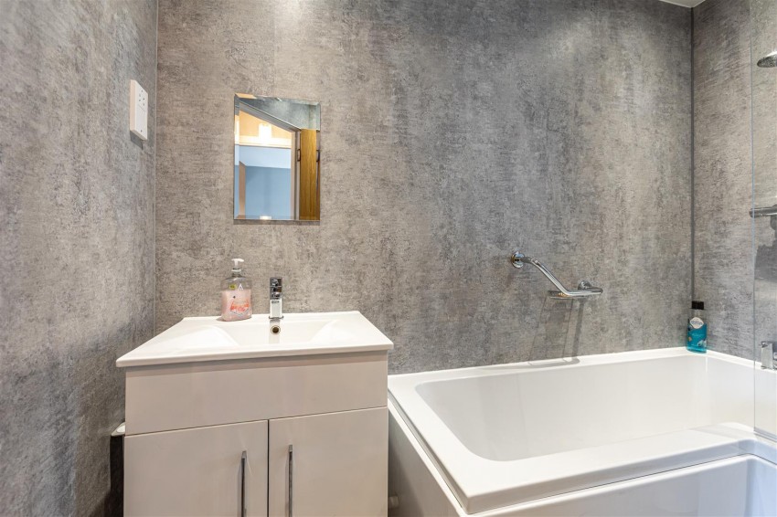 Images for 21 Sergeants Park, Newtown St. Boswells, Melrose