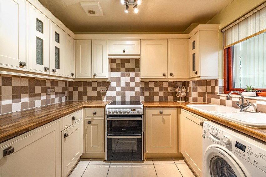 Images for 9 Sergeants Park, Newtown St. Boswells