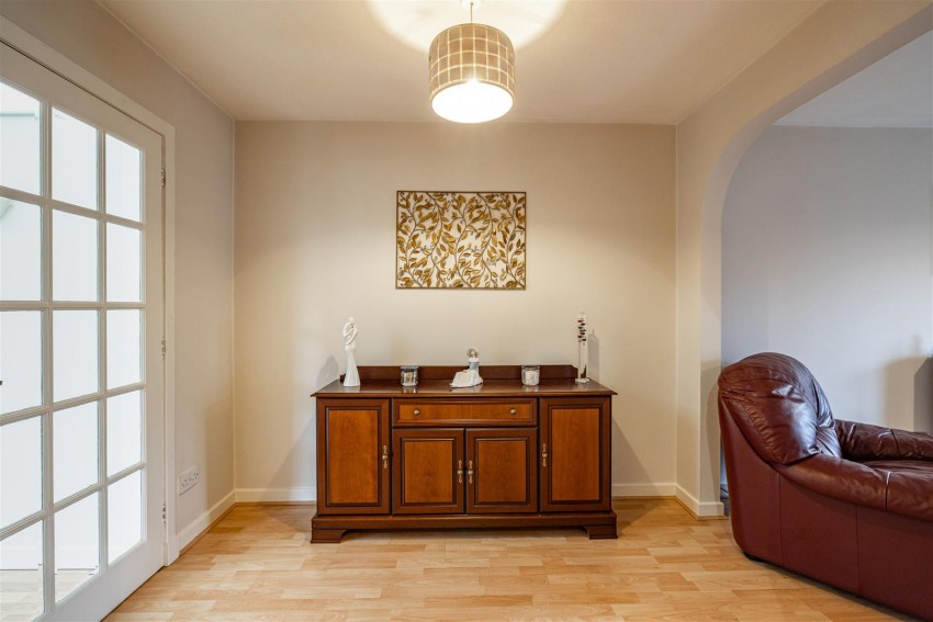Images for 9 Sergeants Park, Newtown St. Boswells