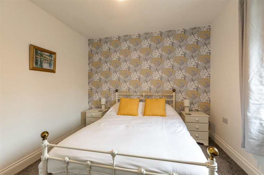 Images for 8 Eildon Terrace, Newtown St. Boswells, Melrose