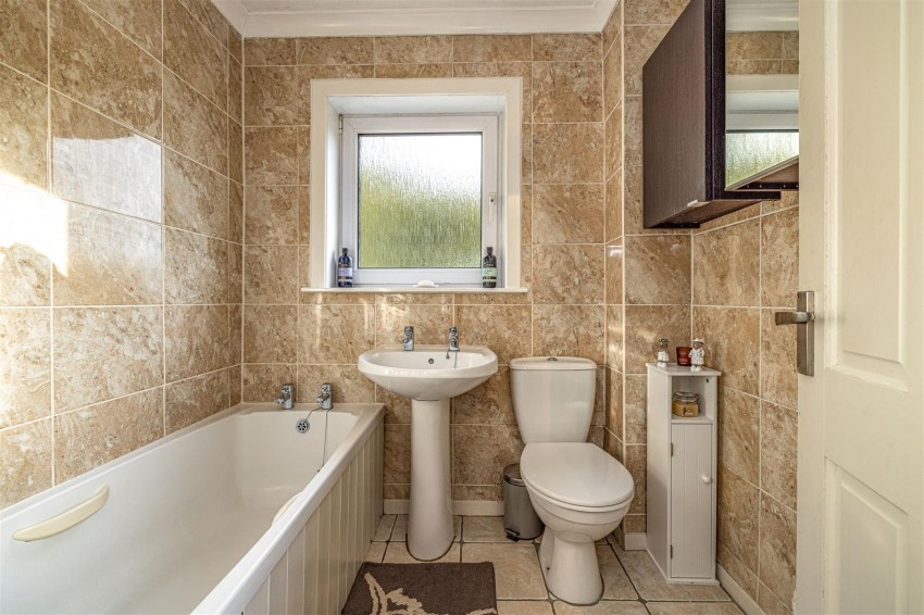 Images for 13 Ladyschaw Drive, Selkirk