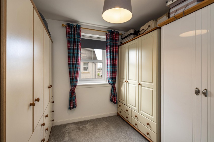 Images for 8 Knoll Park Avenue, Galashiels