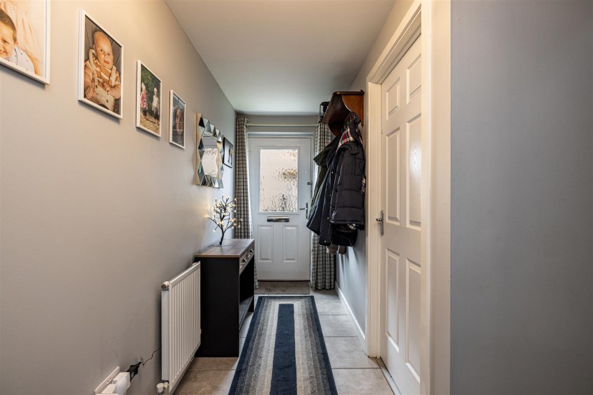 Images for 8 Knoll Park Avenue, Galashiels