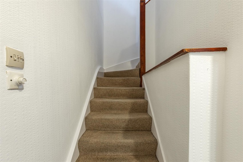 Images for 9 Millburn Place, Selkirk