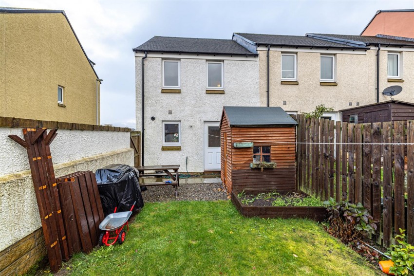 Images for 28 Knoll Park, Galashiels