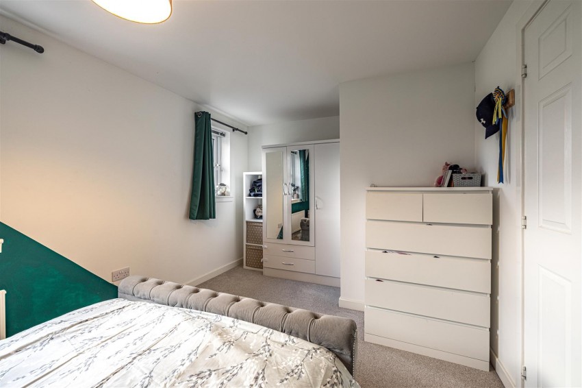 Images for 28 Knoll Park, Galashiels