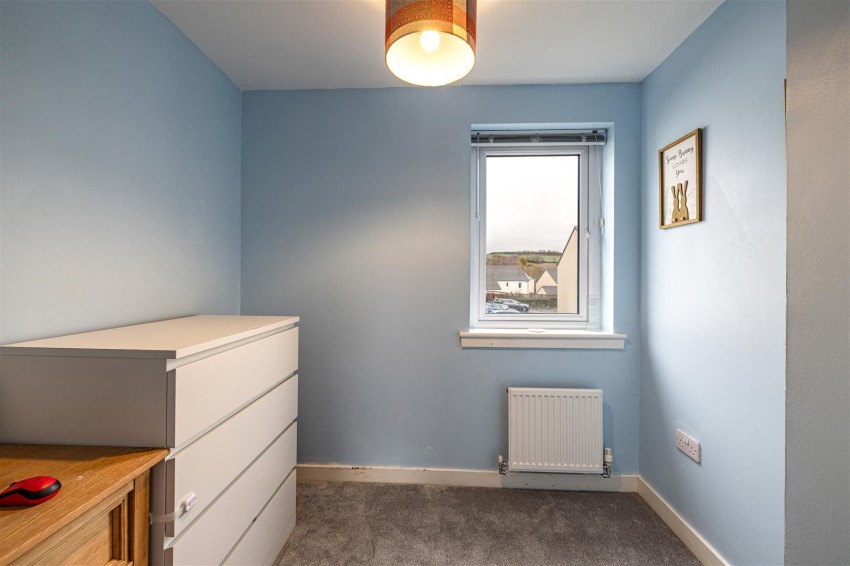 Images for 28 Knoll Park, Galashiels