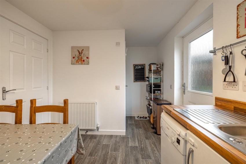 Images for 28 Knoll Park, Galashiels