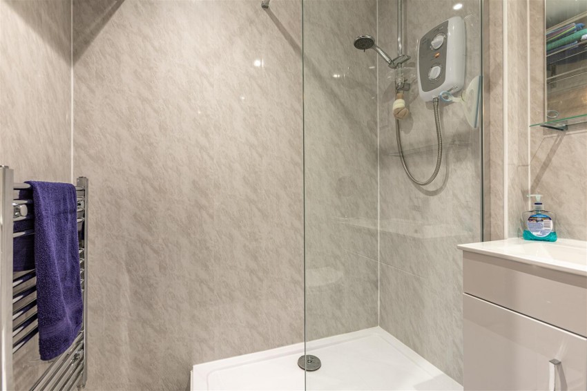 Images for 56 Kingsknowes Village, Galashiels