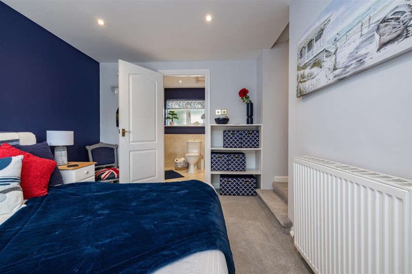 Images for 12 The Croft, Blainslie