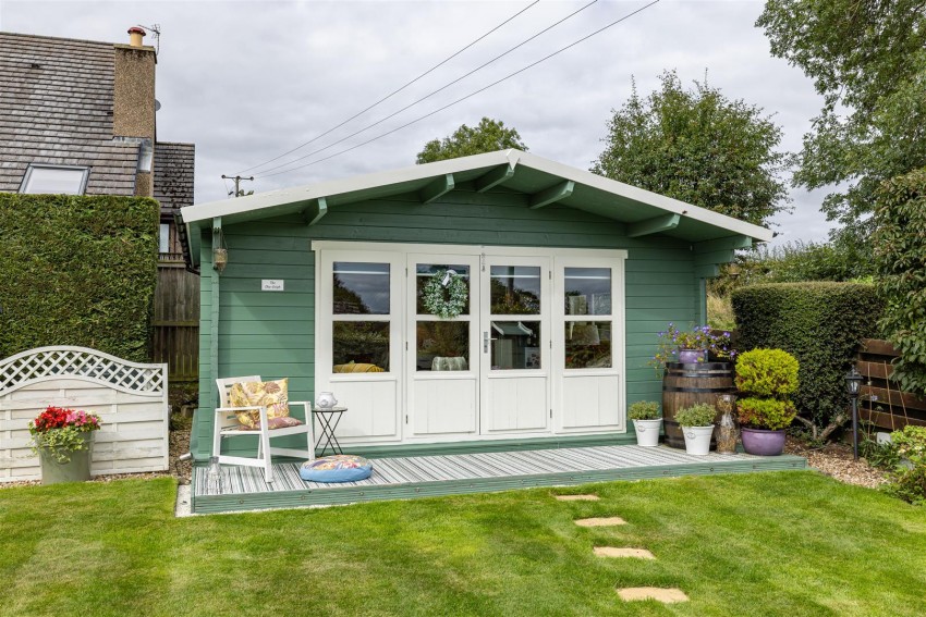 Images for 12 The Croft, Blainslie