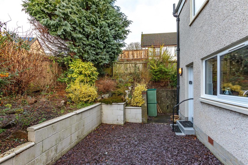 Images for 3 Brewster Place Gattonside, TD6