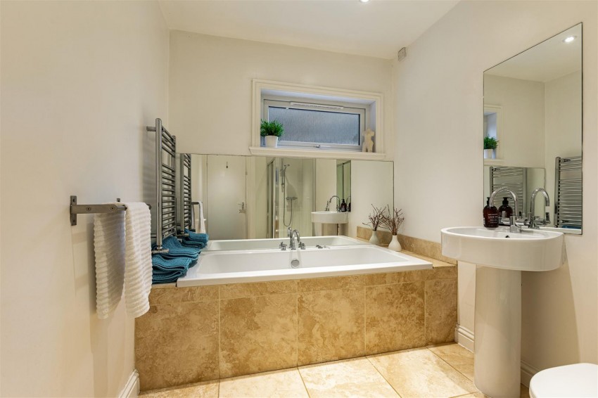 Images for Tweed Rig, Gattonside, Melrose