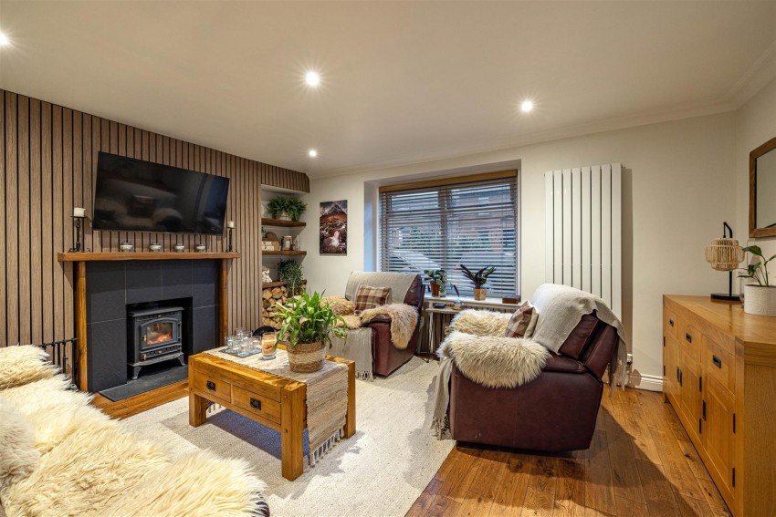 Images for 9 Elm Row, Galashiels