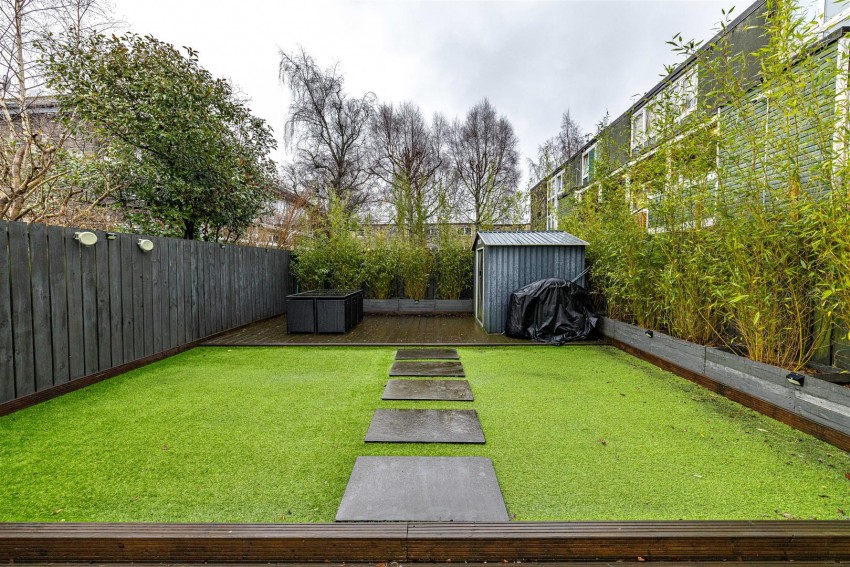 Images for 9 Elm Row, Galashiels