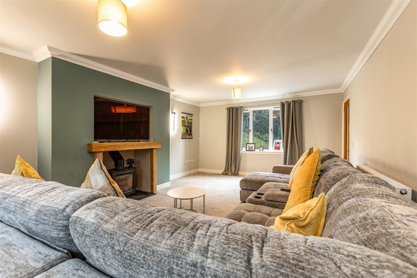 Images for Yarrowdene, Broadmeadows, Yarrowford