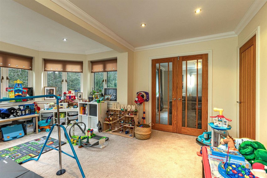 Images for Yarrowdene, Broadmeadows, Yarrowford