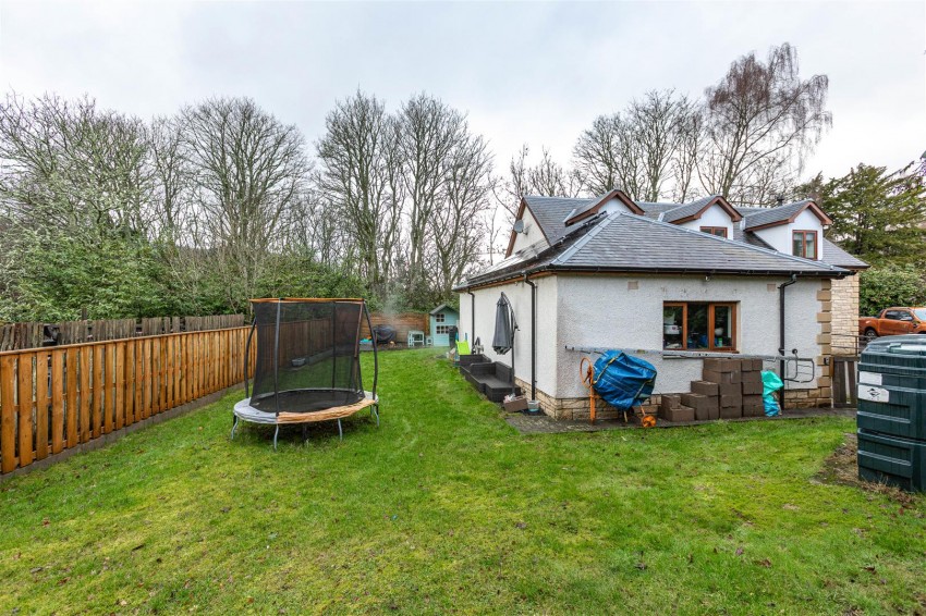 Images for Yarrowdene, Broadmeadows, Yarrowford