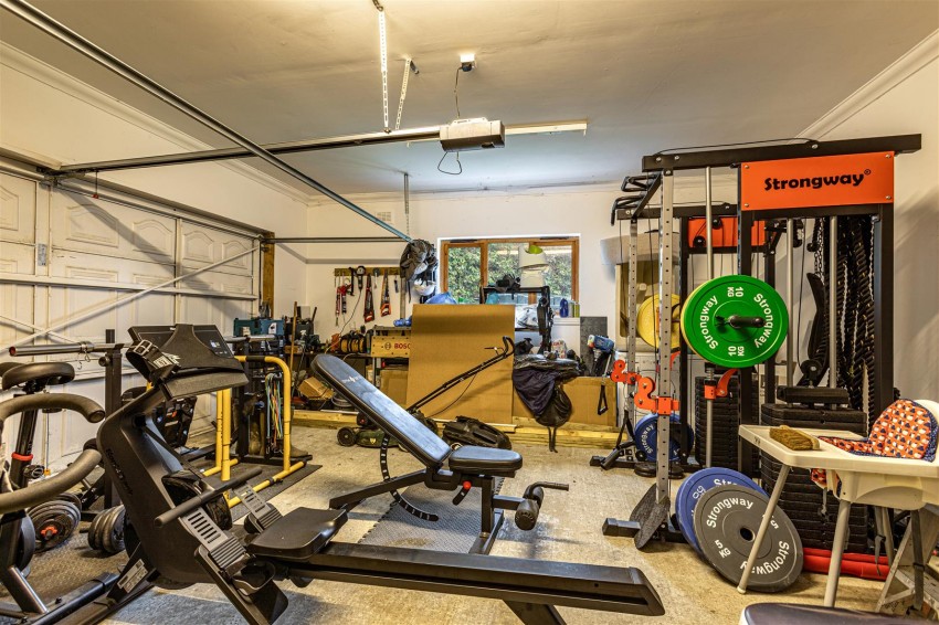 Images for Yarrowdene, Broadmeadows, Yarrowford