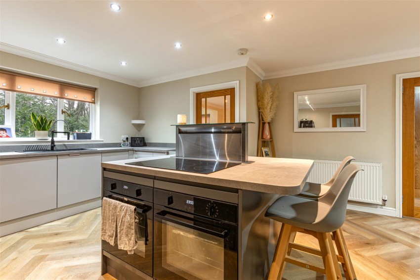 Images for Yarrowdene, Broadmeadows, Yarrowford