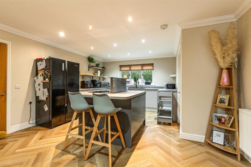 Images for Yarrowdene, Broadmeadows, Yarrowford