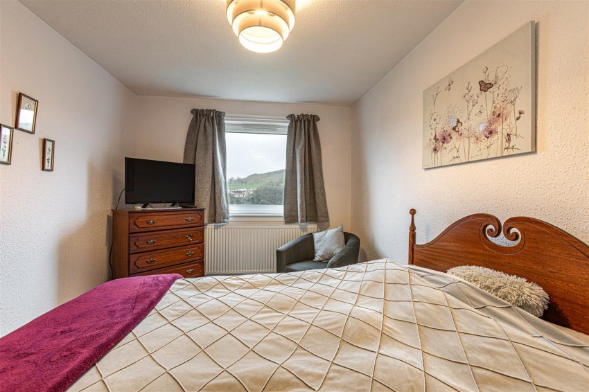 Images for 15 Balnakiel Terrace, Galashiels