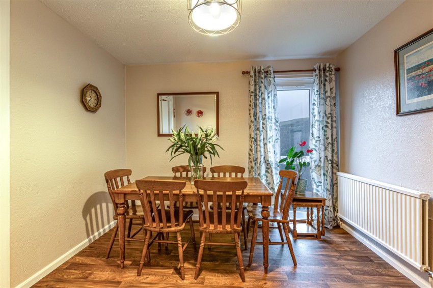 Images for 15 Balnakiel Terrace, Galashiels