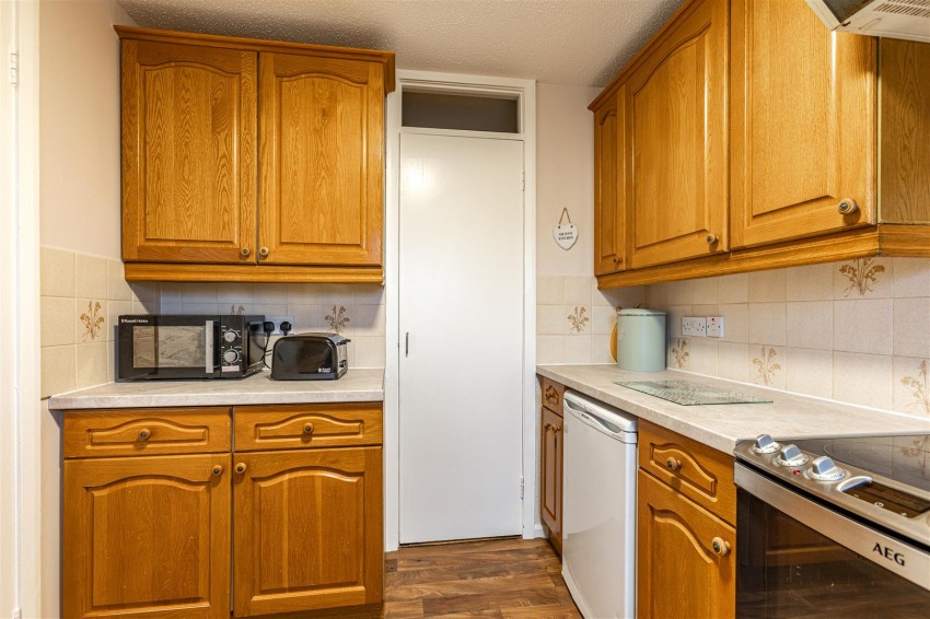 Images for 15 Balnakiel Terrace, Galashiels