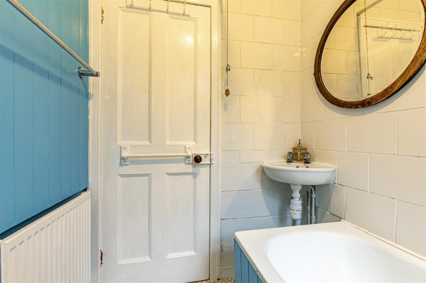 Images for 2 Dean Cottages, Dean Road, Newstead