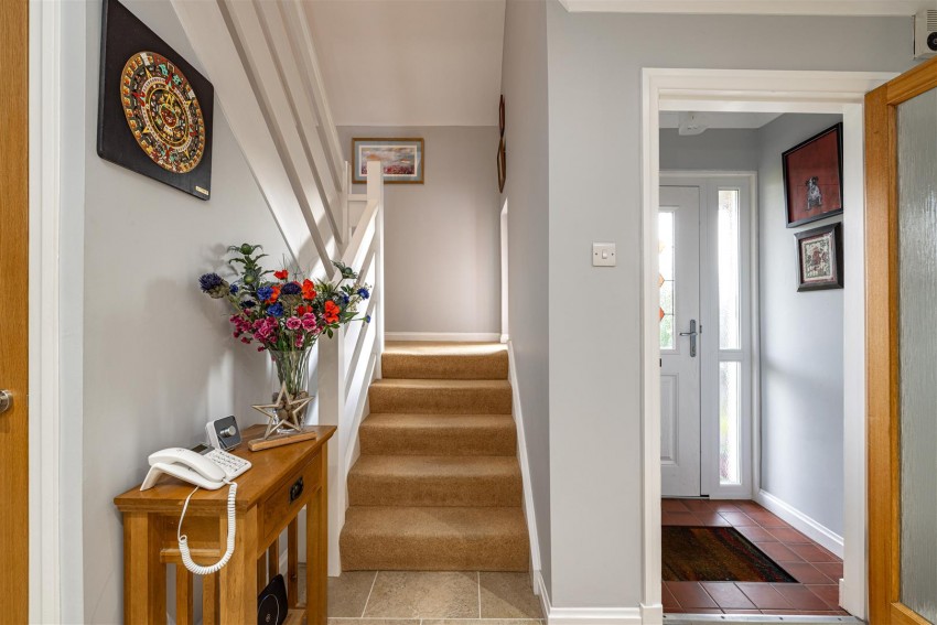 Images for 19 Pinnaclehill Park, Kelso