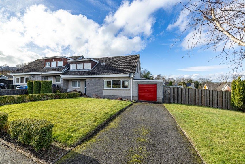 Images for 19 Pinnaclehill Park, Kelso