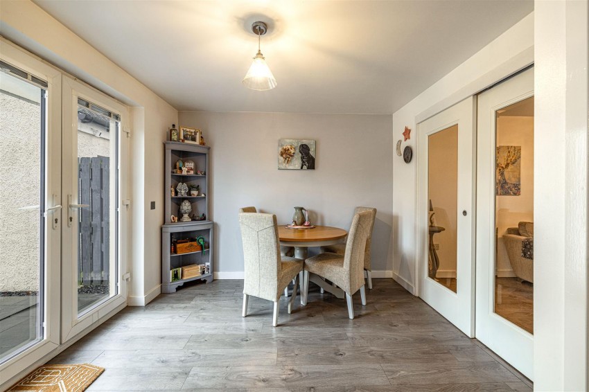 Images for 61 Kingfisher Grove, Galashiels