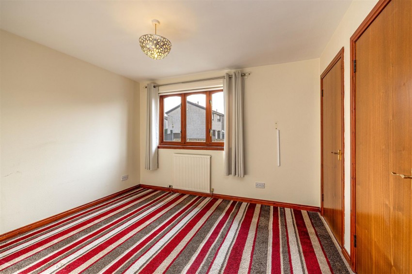 Images for 9 Heathpark Place, Selkirk