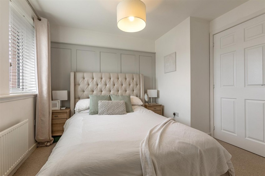 Images for 27 Stonyford, Lauder