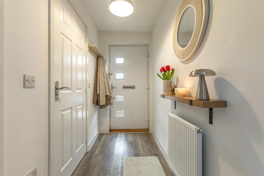 Images for 27 Stonyford, Lauder